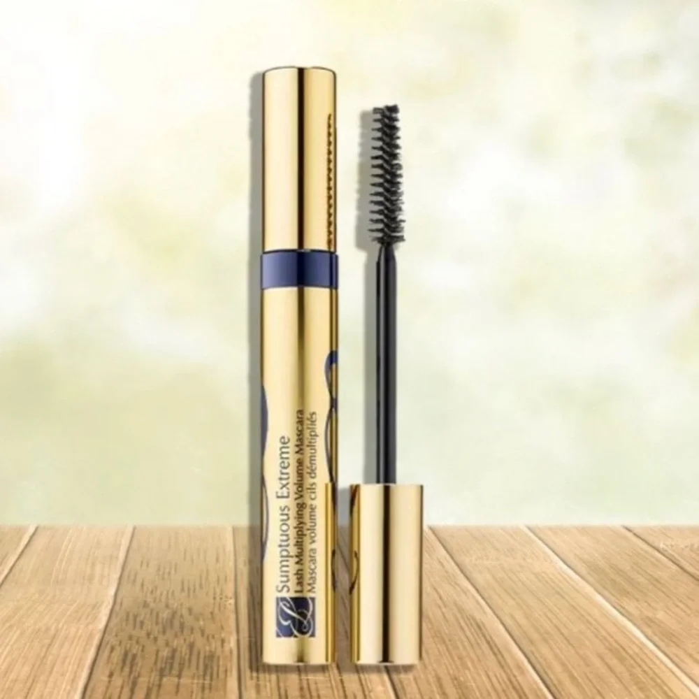NEW Estée Lauder Sumptuous Extreme Lash Multiplying Volume Mascara
